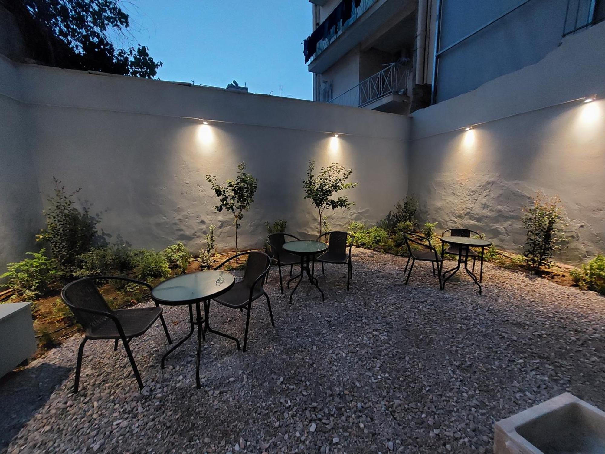 Bmv Apartments Atene Esterno foto